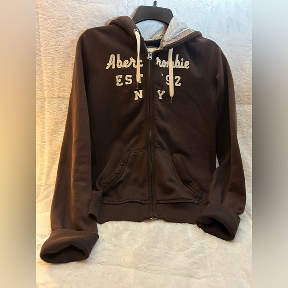 Abercrombie & Fitch brown sweat jacket size Medium with hoodie front pockets - Picture 12 of 12